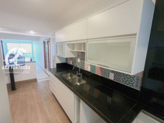 Imagem Apartamento com 3 Quartos à Venda, 159 m² em Centro - Balneário Camboriú Imagem Apartamento com 3 Quartos à Venda, 159 m² em Centro - Balneário Camboriú