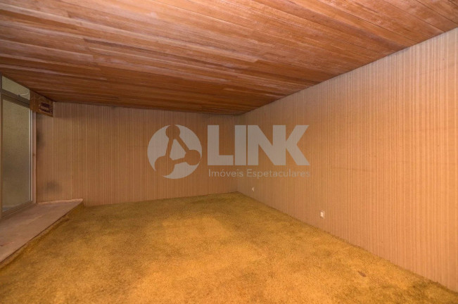 Imagem Casa com 3 Quartos à Venda, 388 m² em Auxiliadora - Porto Alegre Imagem Casa com 3 Quartos à Venda, 388 m² em Auxiliadora - Porto Alegre