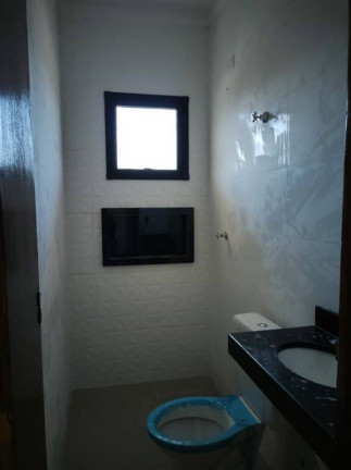 Imagem Casa com 1 Quarto à Venda, 29 m² em Maracanã - Praia Grande Imagem Casa com 1 Quarto à Venda, 29 m² em Maracanã - Praia Grande