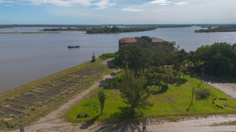 Terreno à Venda,  em Centro Histórico - Porto Alegre