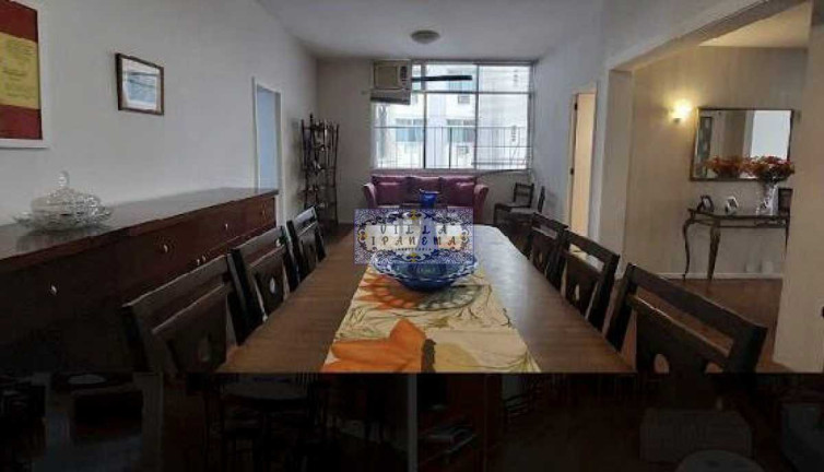 Imagem Apartamento com 3 Quartos à Venda, 200 m² em Copacabana - Rio De Janeiro