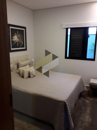 Imagem Casa com 3 Quartos à Venda, 121 m² em Cajuru Do Sul - Sorocaba Imagem Casa com 3 Quartos à Venda, 121 m² em Cajuru Do Sul - Sorocaba