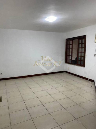 Imagem Casa com 5 Quartos à Venda, 720 m² em Piratininga - Niterói
