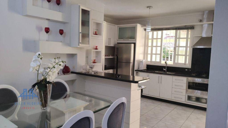 Imagem Casa com 3 Quartos à Venda, 230 m² em Ingleses Do Rio Vermelho - Florianópolis Imagem Casa com 3 Quartos à Venda, 230 m² em Ingleses Do Rio Vermelho - Florianópolis
