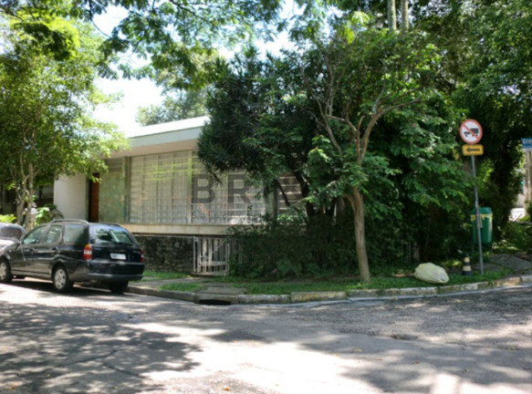Casa com 4 Quartos à Venda ou Locação, 420 m² em Vila Madalena - São Paulo