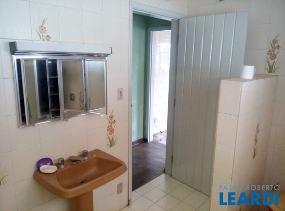 Imagem Casa com 3 Quartos à Venda, 155 m² em Jardim Do Estádio - Santo André Imagem Casa com 3 Quartos à Venda, 155 m² em Jardim Do Estádio - Santo André