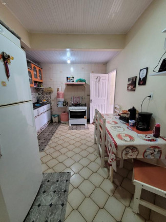 Imagem Casa com 3 Quartos à Venda, 220 m² em Coqueiro - Ananindeua
