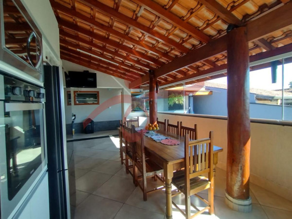 Imagem Casa com 2 Quartos à Venda, 330 m² em Jardim Julieta - Taubaté