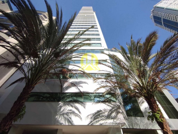 Apartamento com 3 Quartos à Venda, 155 m² em Centro - Balneário Camboriú