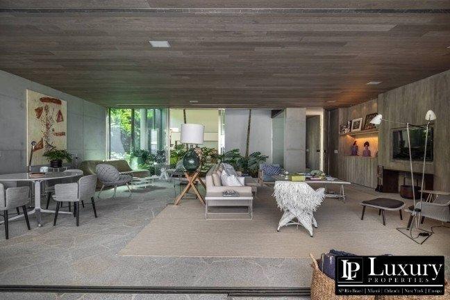 Imagem Casa com 6 Quartos à Venda, 675 m² em Baleia - São Sebastião
