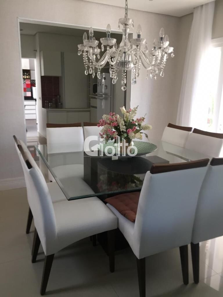 Imagem Casa com 3 Quartos à Venda, 270 m² em Vila Oliveira - Mogi Das Cruzes