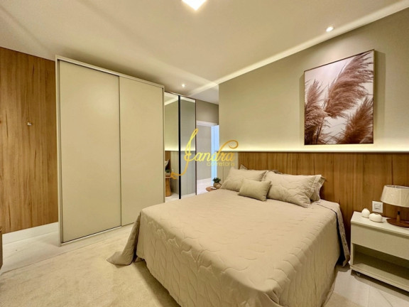 Imagem Casa de Condomínio com 4 Quartos à Venda, 2.400 m² em Capao Novo Posto 9 Village - Capão Da Canoa