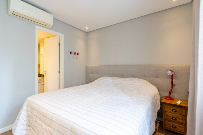 Imagem Apartamento com 3 Quartos à Venda, 105 m² em Jardim Caravelas - São Paulo