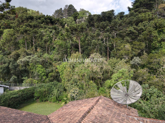 Imagem Casa com 6 Quartos à Venda, 225 m² em Região De Capivari - Campos Do Jordão