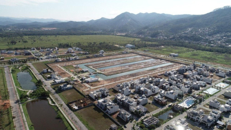 Imagem Terreno à Venda, 172 m² em Deltaville - Biguaçu Imagem Terreno à Venda, 172 m² em Deltaville - Biguaçu