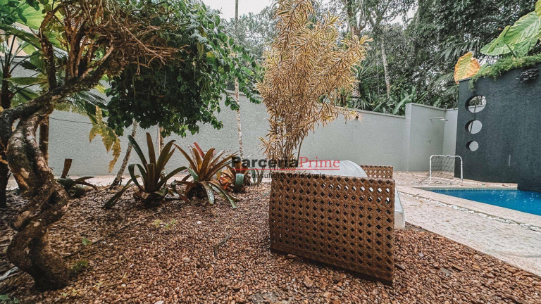 Imagem Casa com 4 Quartos à Venda, 367 m² em Riviera Módulo 21 - Bertioga Imagem Casa com 4 Quartos à Venda, 367 m² em Riviera Módulo 21 - Bertioga