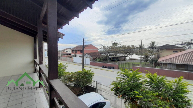 Imagem Sobrado com 5 Quartos à Venda, 280 m² em Costeira - Balneário Barra Do Sul Imagem Sobrado com 5 Quartos à Venda, 280 m² em Costeira - Balneário Barra Do Sul