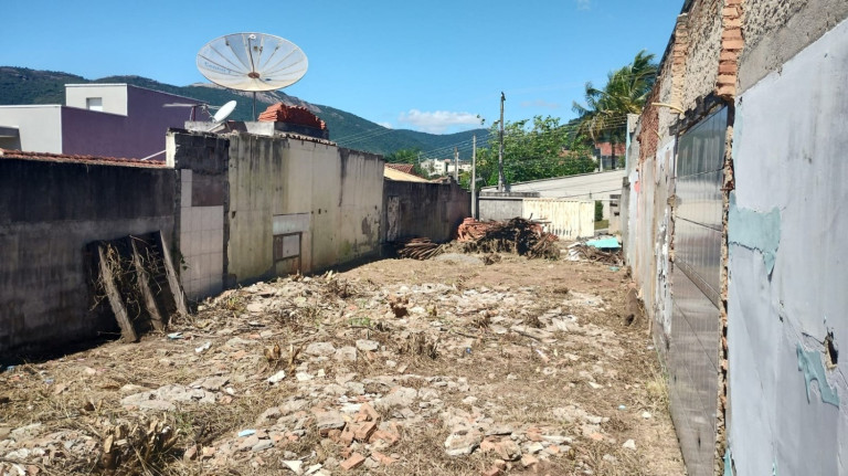 Imagem Terreno à Venda, 304 m² em Jardim Santa Bárbara - Atibaia Imagem Terreno à Venda, 304 m² em Jardim Santa Bárbara - Atibaia