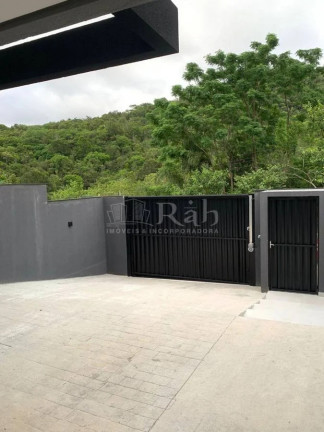 Imagem Casa com 3 Quartos à Venda, 316 m² em Ariribá - Balneário Camboriú Imagem Casa com 3 Quartos à Venda, 316 m² em Ariribá - Balneário Camboriú