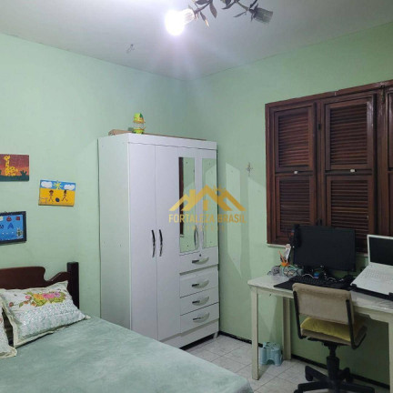 Imagem Imóvel com 5 Quartos à Venda, 240 m² em Parangaba - Fortaleza Imagem Imóvel com 5 Quartos à Venda, 240 m² em Parangaba - Fortaleza