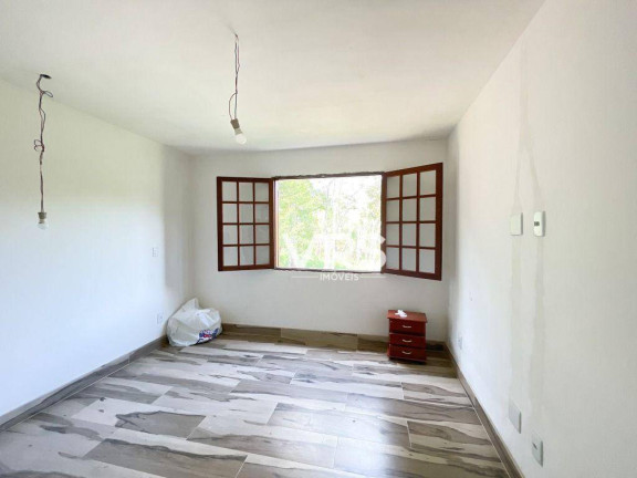 Imagem Casa com 4 Quartos à Venda, 275 m² em Três Córregos - Teresópolis Imagem Casa com 4 Quartos à Venda, 275 m² em Três Córregos - Teresópolis