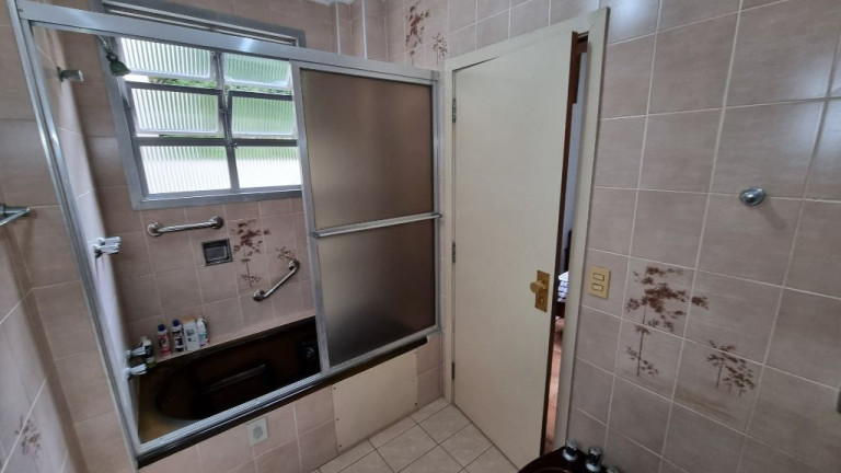 Imagem Apartamento com 3 Quartos à Venda, 190 m² em Pitangueiras - Guarujá Imagem Apartamento com 3 Quartos à Venda, 190 m² em Pitangueiras - Guarujá