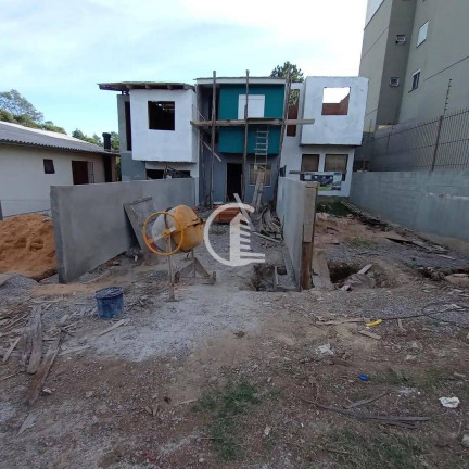 Imagem Sobrado com 2 Quartos à Venda, 60 m² em Nossa Senhora Do Rosário - Caxias Do Sul