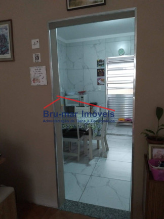 Imagem Apartamento com 2 Quartos à Venda, 74 m² em Gonzaga - Santos