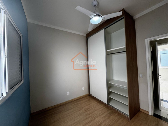 Imagem Casa com 3 Quartos à Venda, 360 m² em Jardim Patrícia - Mogi Mirim Imagem Casa com 3 Quartos à Venda, 360 m² em Jardim Patrícia - Mogi Mirim
