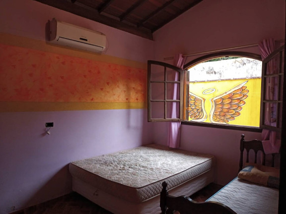 Imagem Casa com 3 Quartos à Venda, 330 m² em Massaguaçu - Caraguatatuba