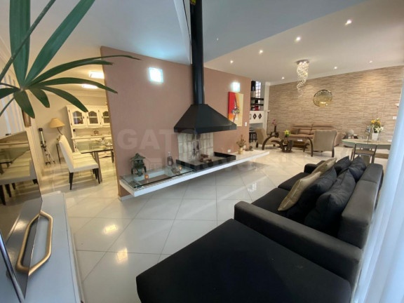 Imagem Casa com 4 Quartos à Venda, 400 m² em Alphaville - Santana De Parnaíba