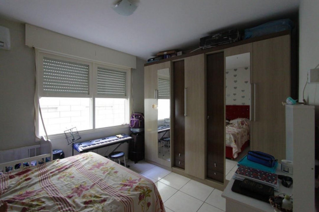 Imagem Imóvel com 2 Quartos à Venda, 54 m² em Camaquã - Porto Alegre