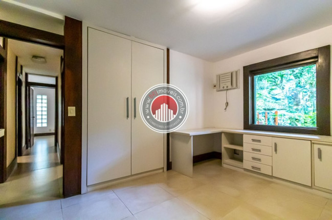 Imagem Casa com 5 Quartos à Venda, 384 m² em São Conrado - Rio De Janeiro Imagem Casa com 5 Quartos à Venda, 384 m² em São Conrado - Rio De Janeiro