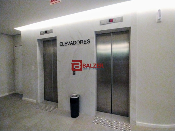 Imagem Sala Comercial à Venda, 78 m² em Centro - Florianópolis Imagem Sala Comercial à Venda, 78 m² em Centro - Florianópolis