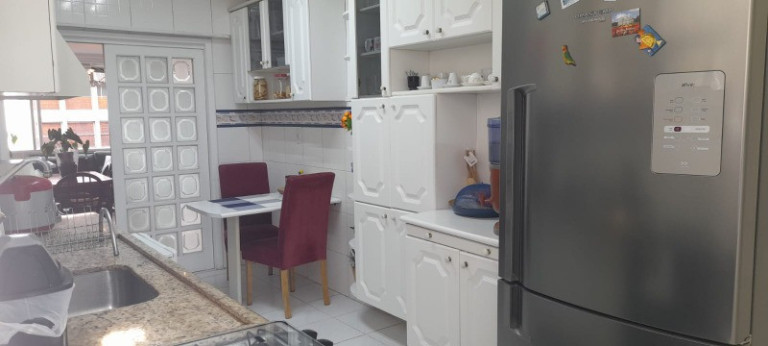 Imagem Imóvel com 3 Quartos à Venda, 130 m² em Higienópolis - São Paulo Imagem Imóvel com 3 Quartos à Venda, 130 m² em Higienópolis - São Paulo