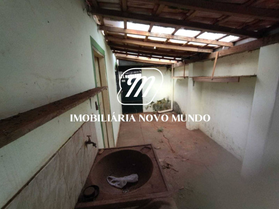 Imagem Casa com 2 Quartos à Venda, 400 m² em Umuarama - Uberlândia