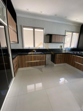 Imagem Casa com 4 Quartos à Venda, 400 m² em Sítio Tamboré Alphaville - Barueri Imagem Casa com 4 Quartos à Venda, 400 m² em Sítio Tamboré Alphaville - Barueri