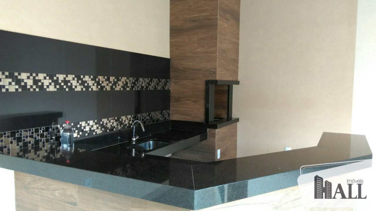 Imagem Casa com 3 Quartos à Venda, 213 m² em Parque Residencial Celina Dalul - Mirassol