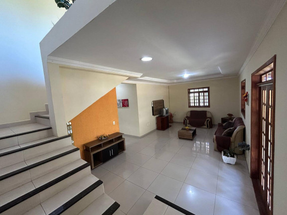 Imagem Casa com 5 Quartos à Venda, 2.500 m² em Vila Ipê Amarelo - Contagem