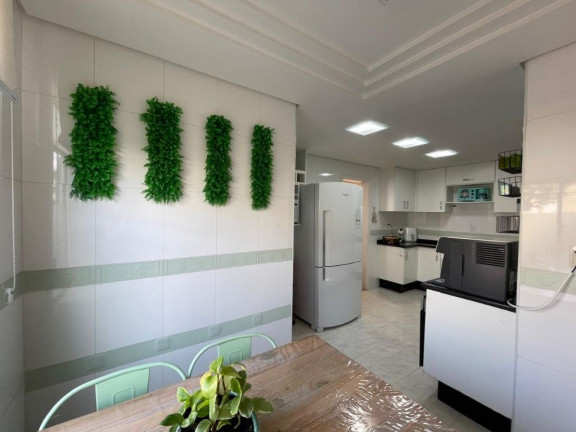 Imagem Sobrado com 3 Quartos à Venda, 185 m² em Parque Renato Maia - Guarulhos Imagem Sobrado com 3 Quartos à Venda, 185 m² em Parque Renato Maia - Guarulhos