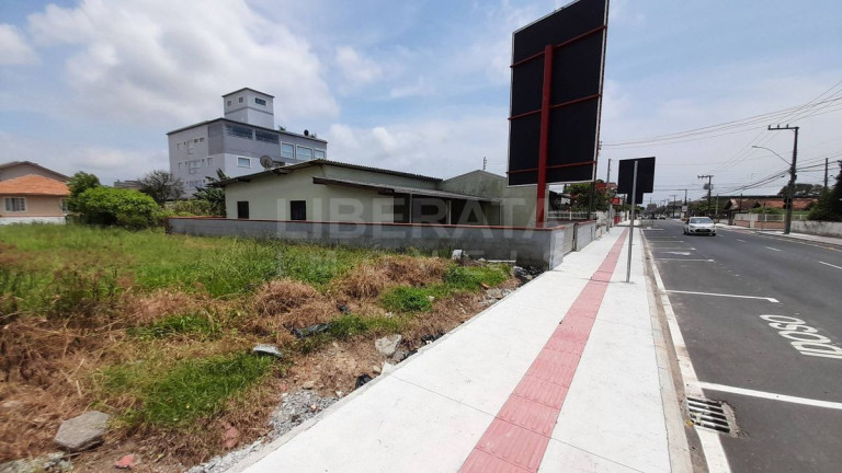 Ponto Comercial à Venda,  em Meia Praia - Navegantes