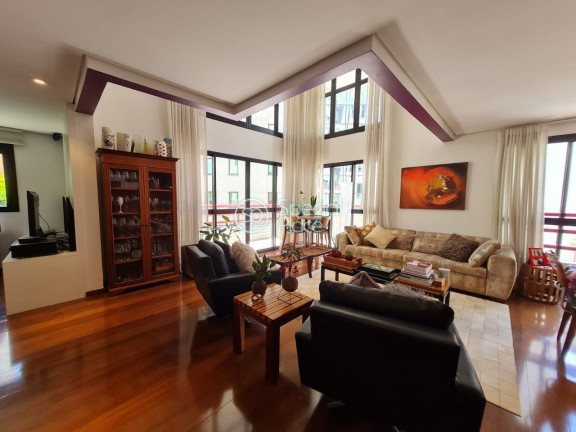 Apartamento com 3 Quartos à Venda, 250 m² em Itaim Bibi - São Paulo