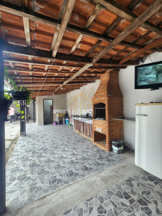 Casa com 3 Quartos à Venda, 262 m² em Quietude - Praia Grande