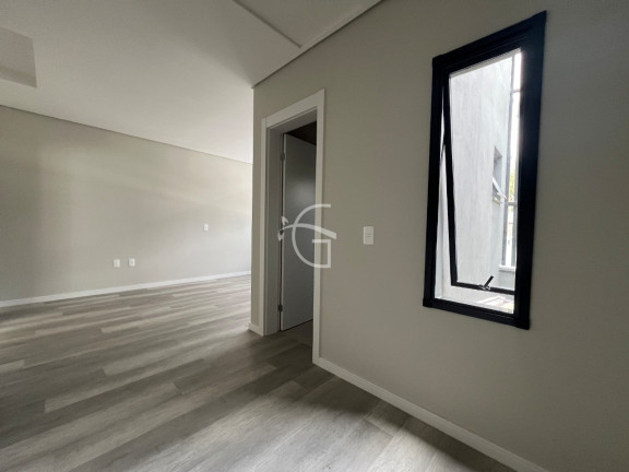 Imagem Casa com 3 Quartos à Venda, 160 m² em Saguaçu - Joinville Imagem Casa com 3 Quartos à Venda, 160 m² em Saguaçu - Joinville