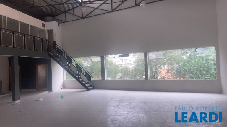 Imagem Imóvel Comercial para Alugar, 750 m² em Santo Antônio - São Caetano Do Sul Imagem Imóvel Comercial para Alugar, 750 m² em Santo Antônio - São Caetano Do Sul