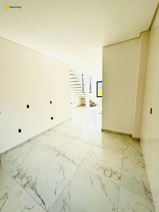Imagem Sobrado com 2 Quartos à Venda, em Bela Vista - Palhoça Imagem Sobrado com 2 Quartos à Venda, em Bela Vista - Palhoça