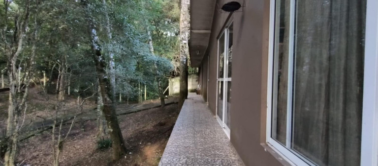 Imagem Casa com 3 Quartos à Venda, 300 m² em Santa Felicidade - Curitiba Imagem Casa com 3 Quartos à Venda, 300 m² em Santa Felicidade - Curitiba