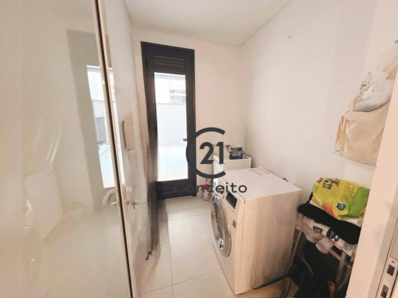 Imagem Apartamento com 3 Quartos à Venda, 205 m² em Canto - Florianópolis Imagem Apartamento com 3 Quartos à Venda, 205 m² em Canto - Florianópolis