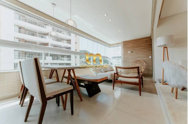Imagem Apartamento com 4 Quartos à Venda, 147 m² em Canto Do Forte - Praia Grande