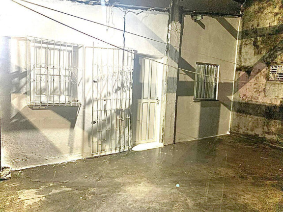 Imagem Casa com 3 Quartos para Alugar,  em Colonia Terra Nova - Manaus
